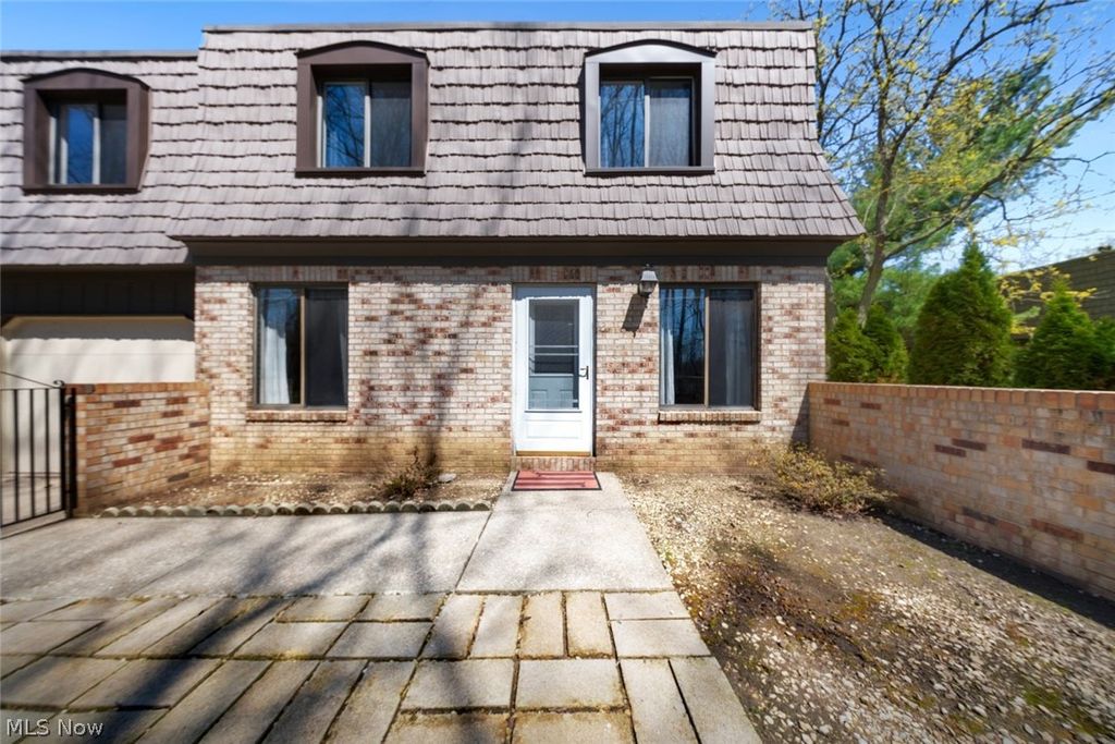 Photo of 723 Tollis Parkway, Broadview Heights, OH 44147 (MLS # 5204221)