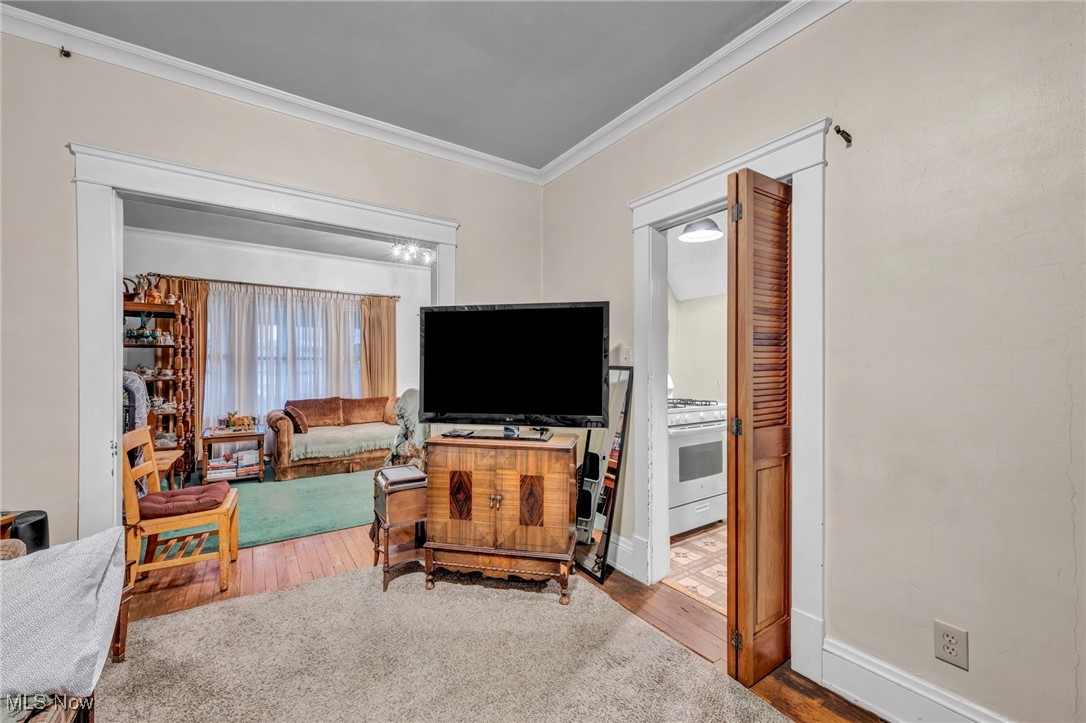 Cleveland, Ohio 44108, United States, 3 Bedrooms Bedrooms, ,1 BathroomBathrooms,Residential,Active,243645