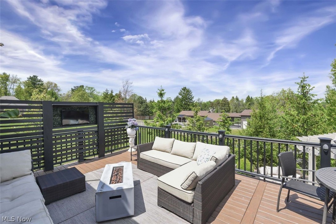 4089 Fox Chase