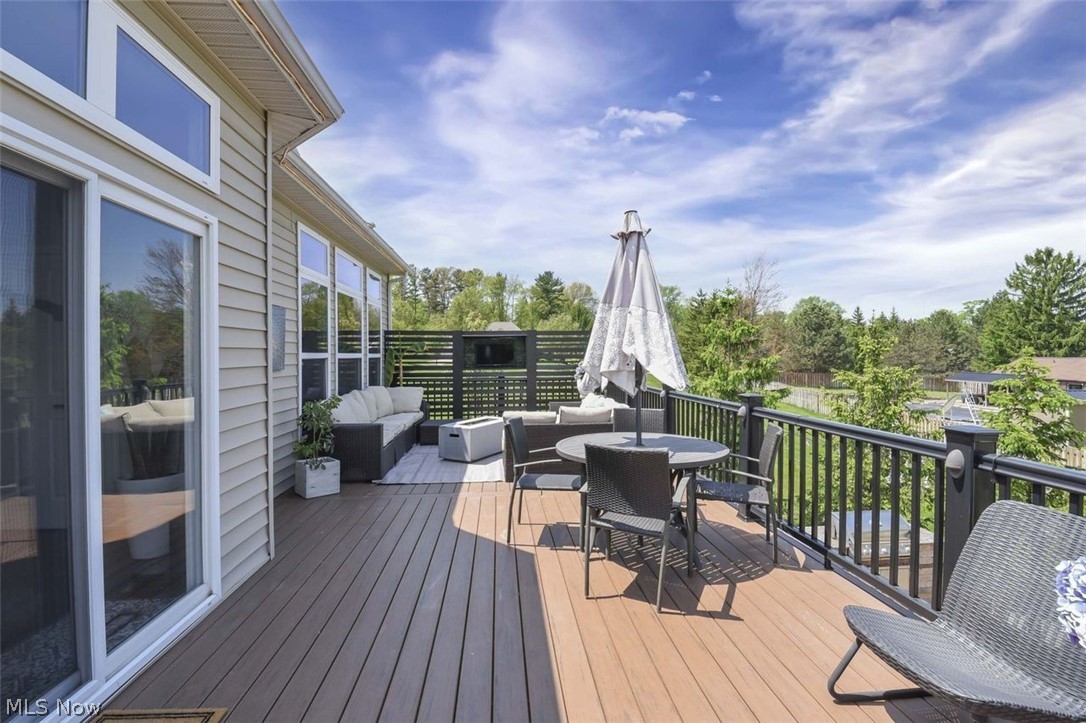 4089 Fox Chase