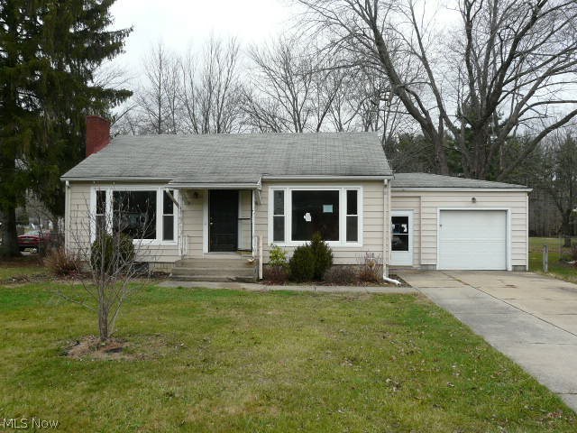 Elyria ranch with 2 bedrooms, 1.0 bathrooms and 1 car attached garage. Great Value! Owner Occupant bidding period through 1/18/16. Not open to investors until 1/24/16. Case # 412-518419. HUD Owned Property - sold AS-IS, ask your agent how to submit offer. Great Value! Buyer is responsible for due diligence + inquiry of all property information/condition. Buyer is responsible for cost/completion of any/all inspections and is to assume any/all violations.