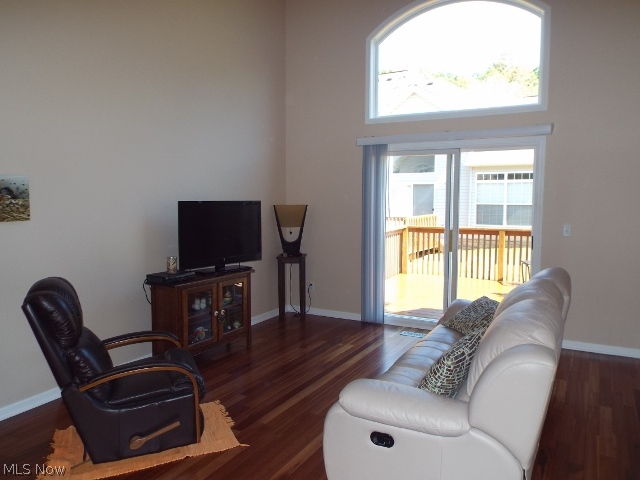 Regency Hlnds I Condo - Residential