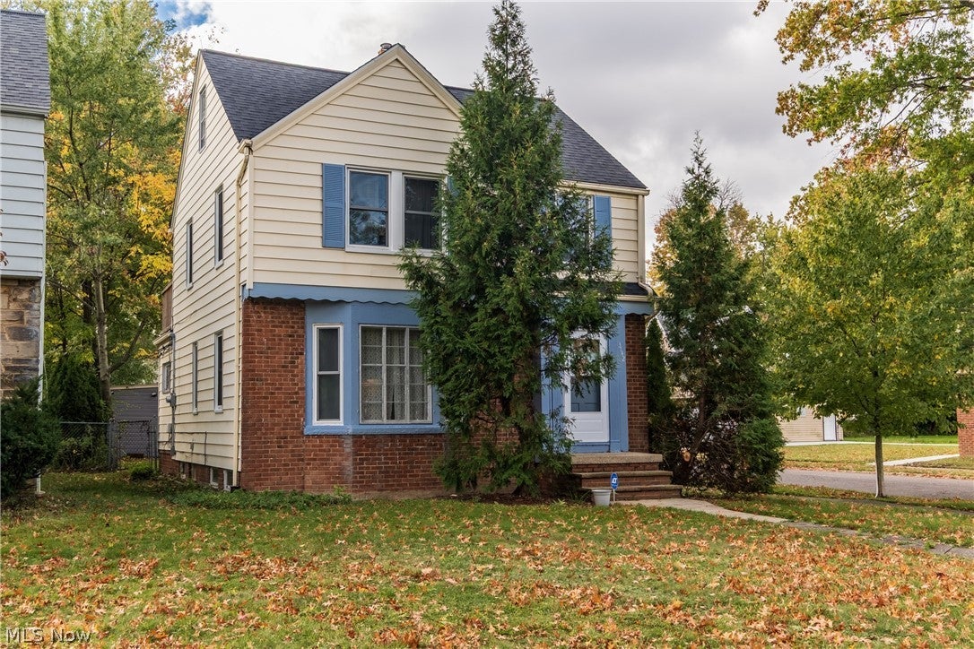3742 Silsby Road