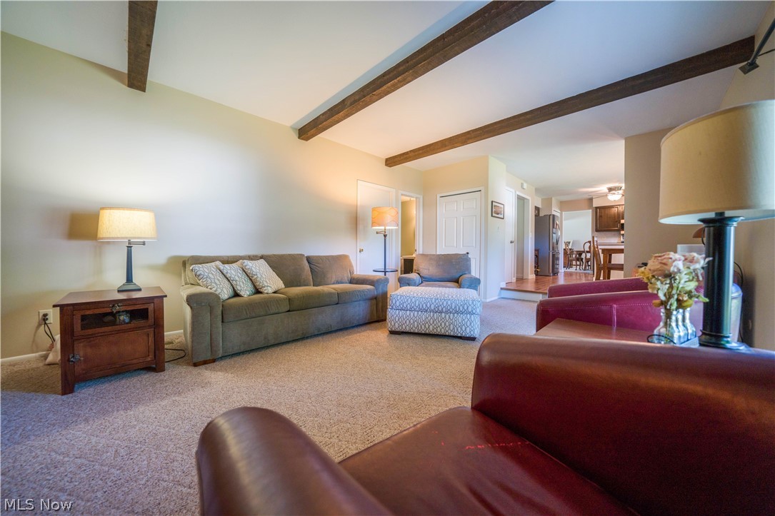 Sandy Rdg 10 - Residential