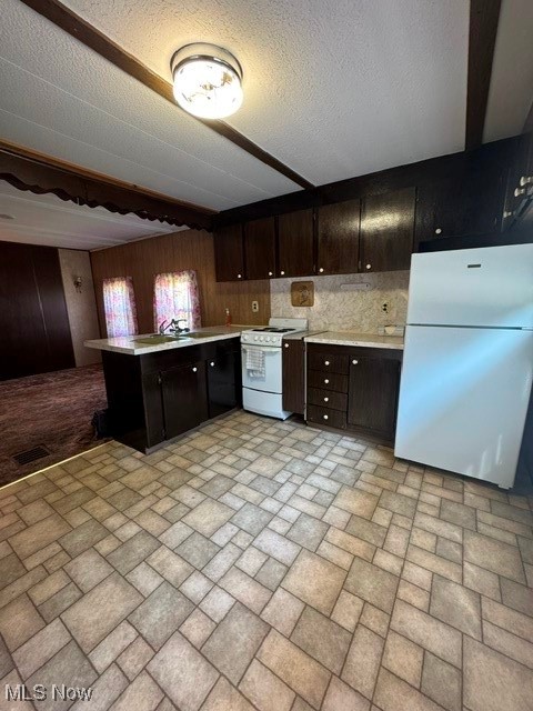 Hiland Mobile Home Community - Residential