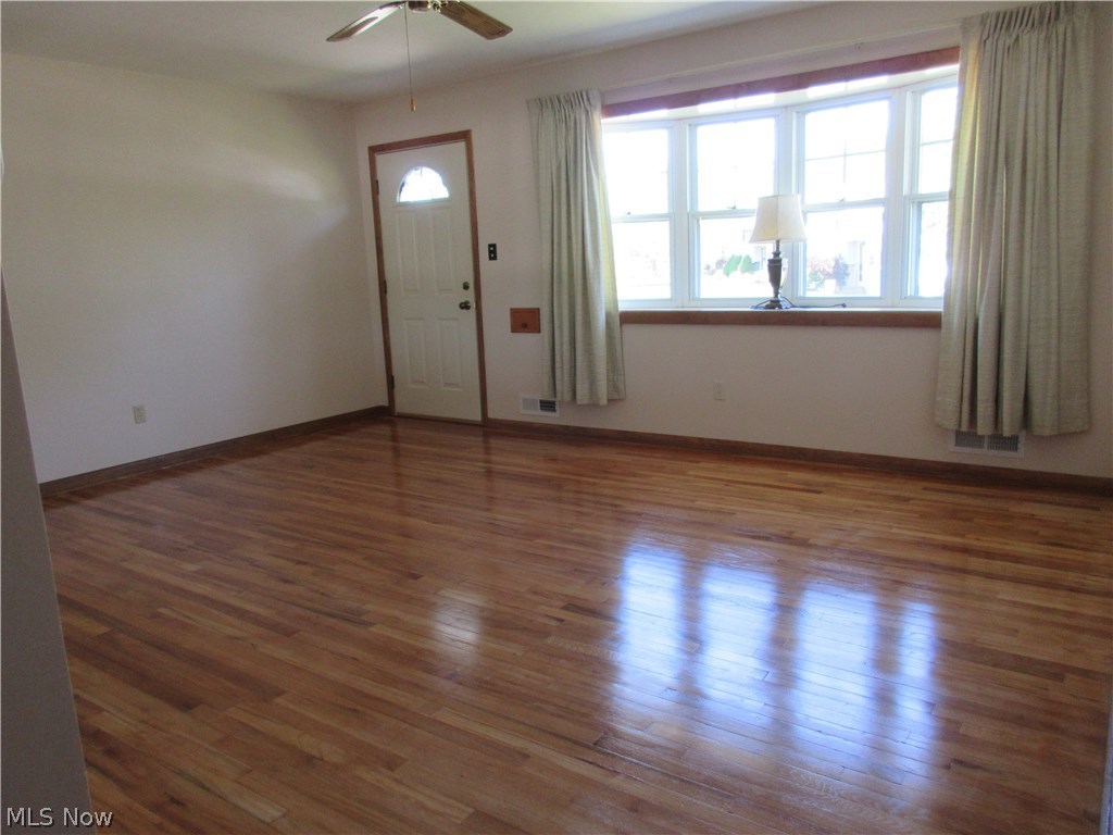 Middlebrook Blvd - Residential