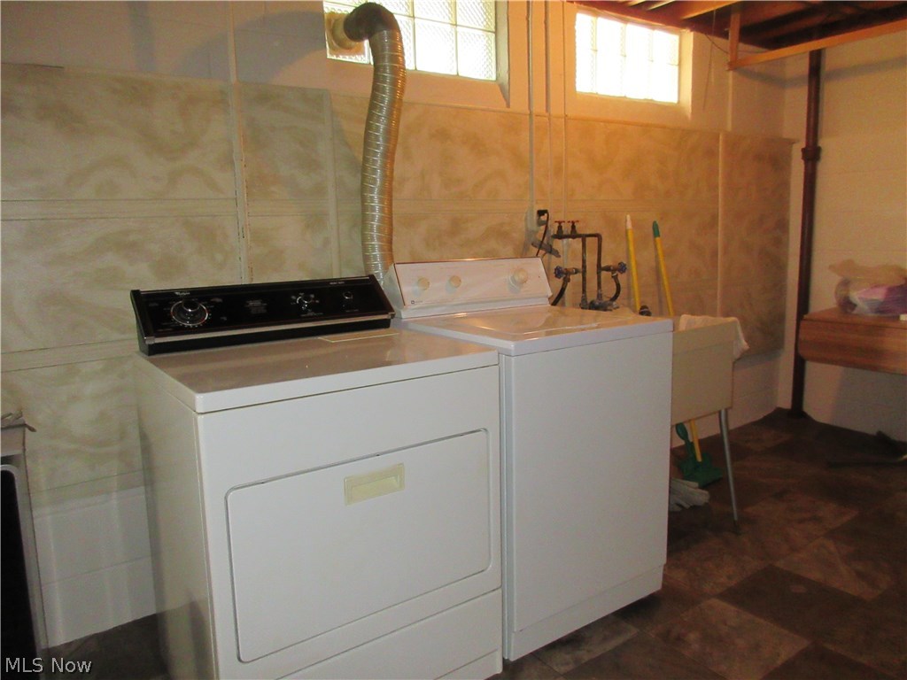 Middlebrook Blvd - Residential