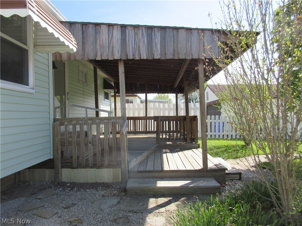 Middlebrook Blvd - Residential