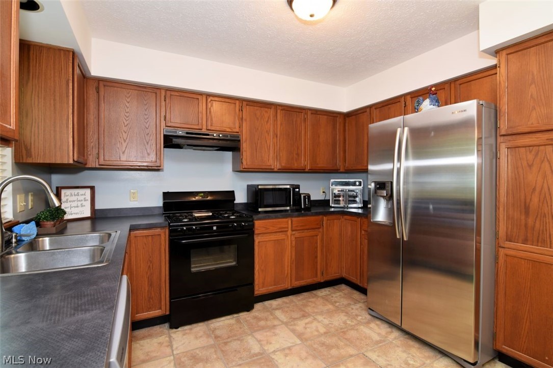 2529 Clearwater Lane 22