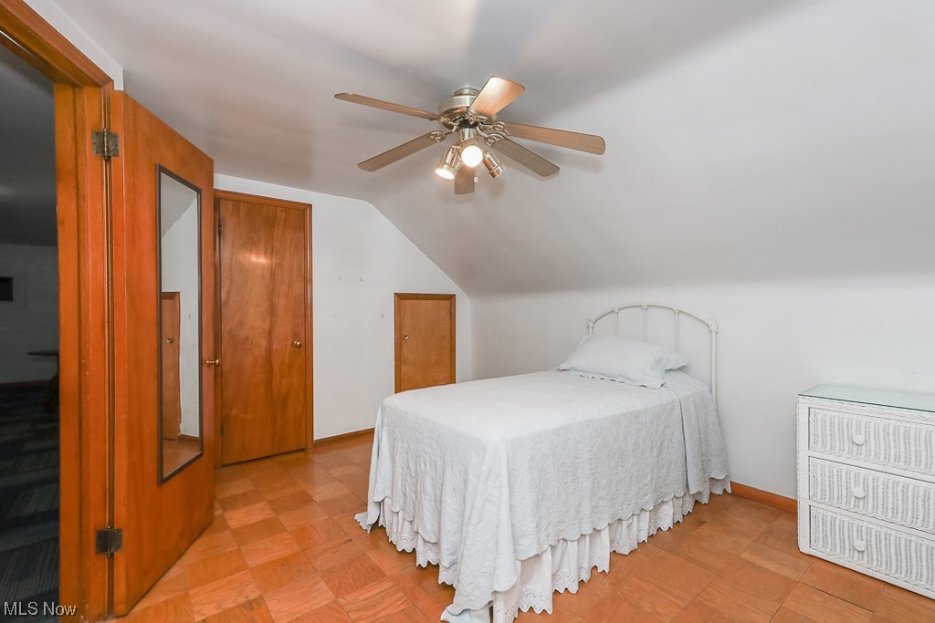 Suburban Dev Cos Crofton Over - Residential