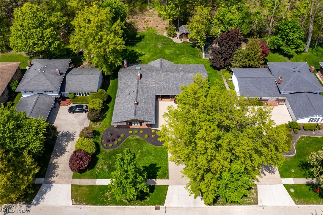 13730 Arrowhead Trail