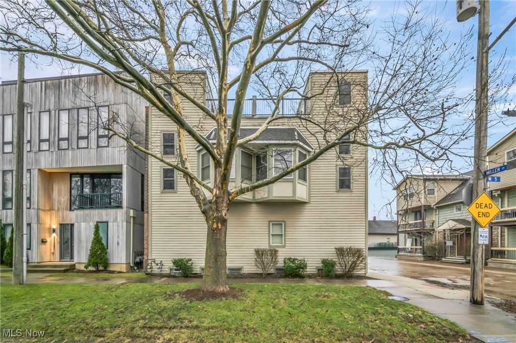 Photo of 2339 W 5th Street, Cleveland, OH 44113 (MLS # 5179395)