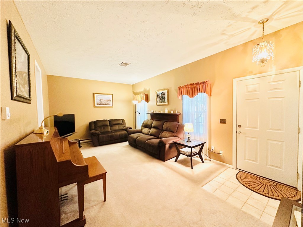 Deepwood Condo - Residential