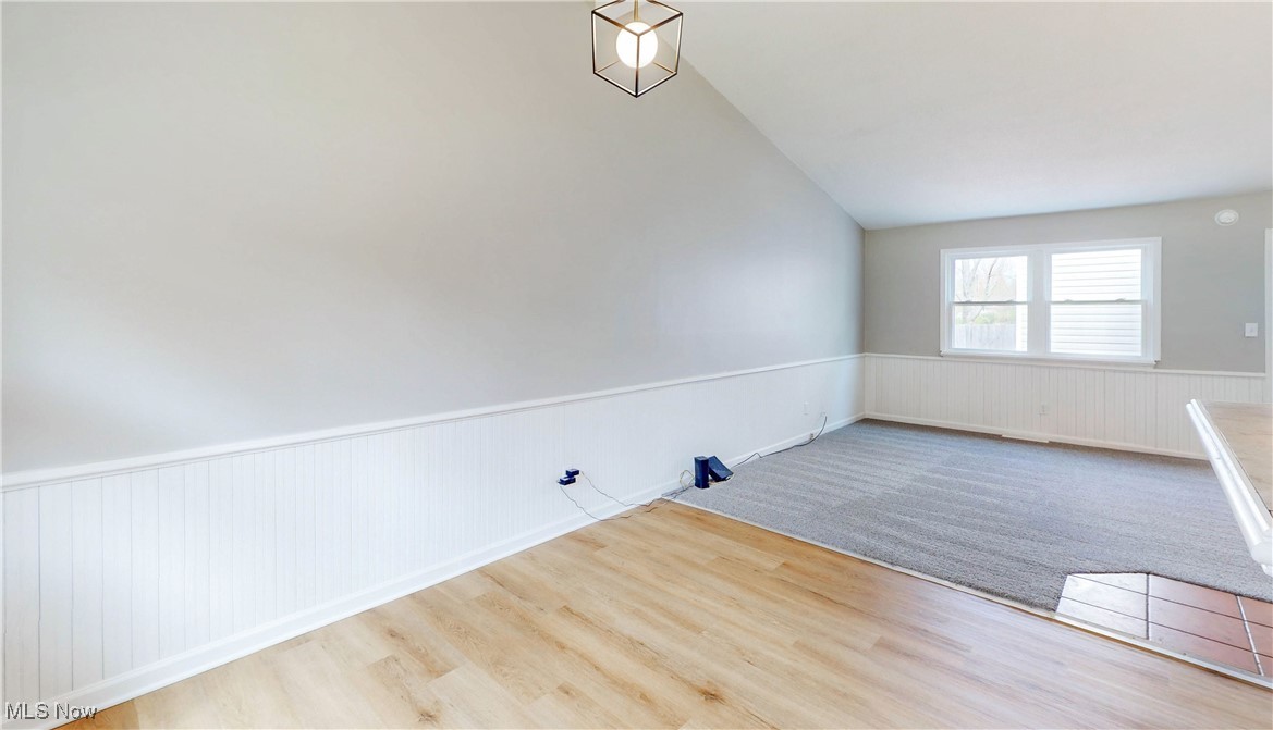 1363 Winhurst Drive, Akron, Ohio image 12