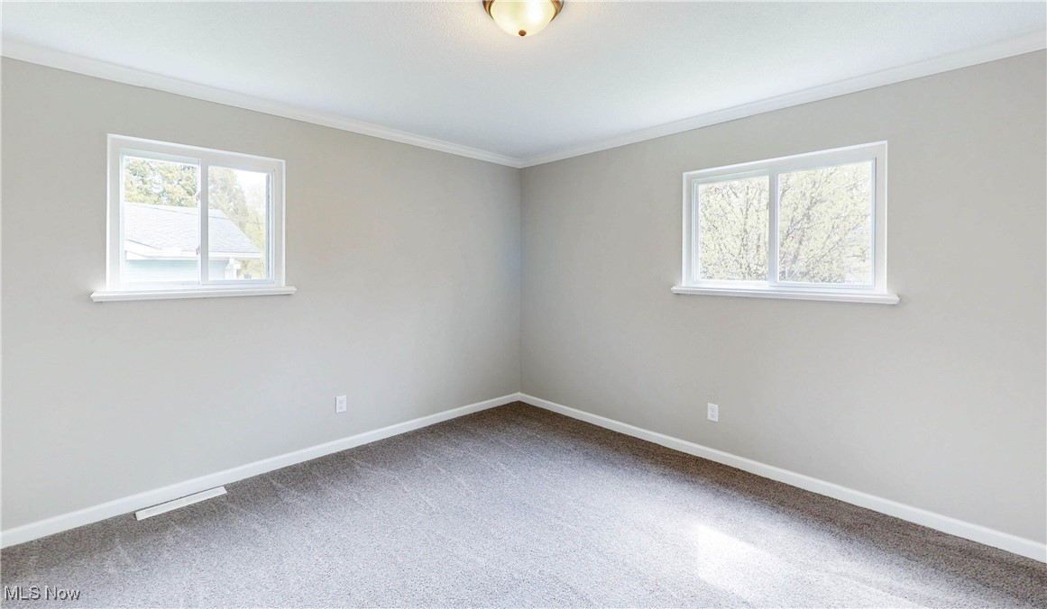 1363 Winhurst Drive, Akron, Ohio image 26