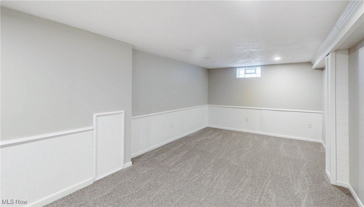 1363 Winhurst Drive, Akron, Ohio image 31