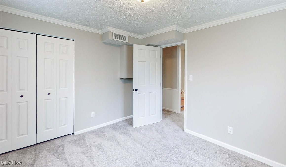 1363 Winhurst Drive, Akron, Ohio image 38