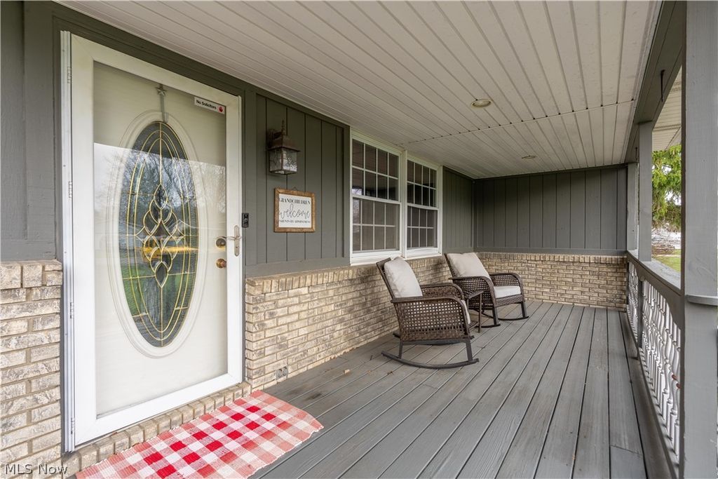 Photo of 7731 Brunswick Circle NW, Massillon, OH 44646 (MLS # 5195564)