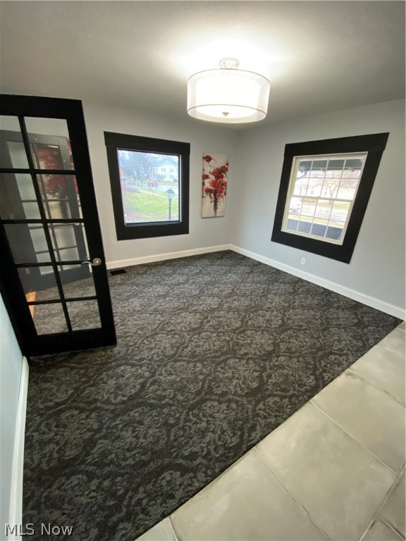 Poland Village - Commercial Sale