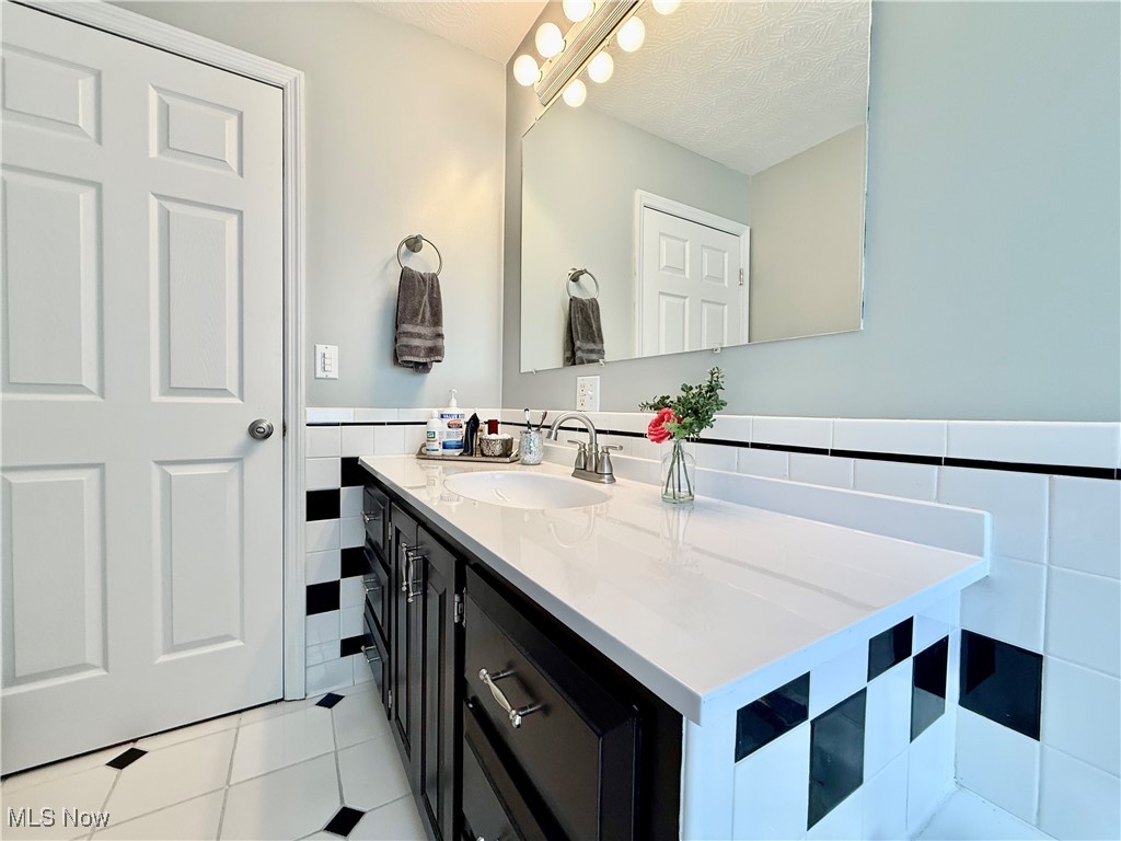 Stones Sub - Residential