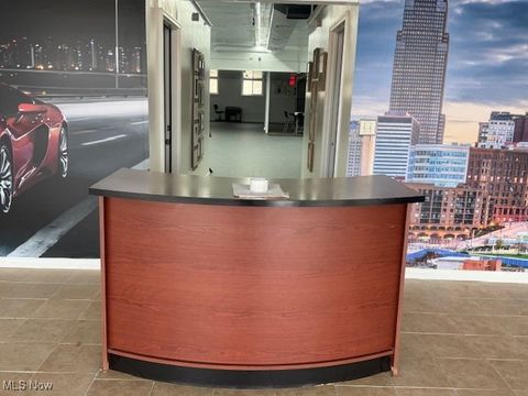 Tiny photo for 5421 Pearl Road, Parma, OH 44129 (MLS # 5178491)