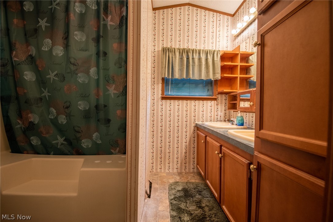 Golfway Pines - Residential