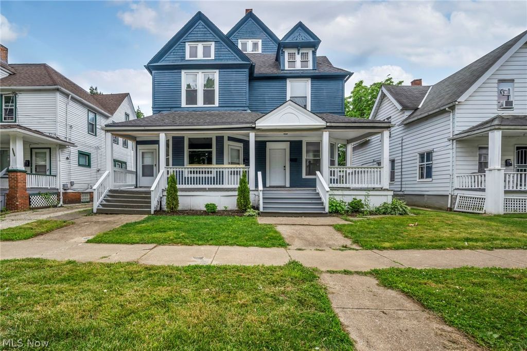 Photo of 2609 Mapledale Avenue, Cleveland, OH 44109 (MLS # 5220828)
