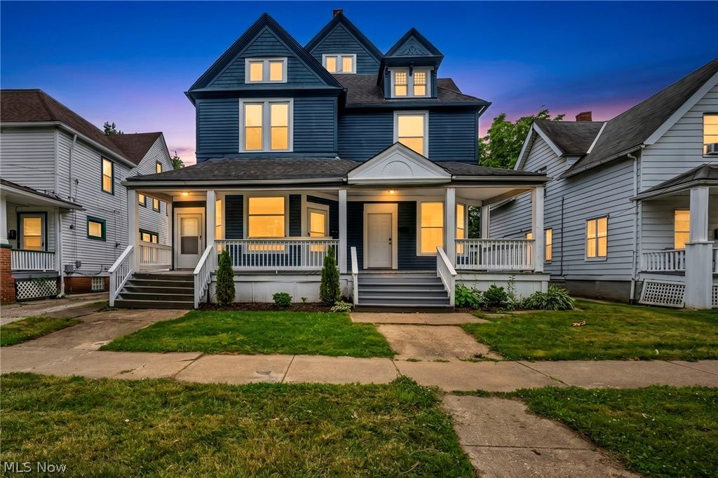 Photo of 2609 Mapledale Avenue, Cleveland, OH 44109 (MLS # 5220828)