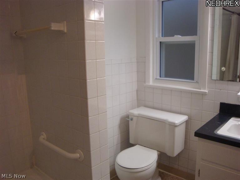 highland woods - Residential Lease