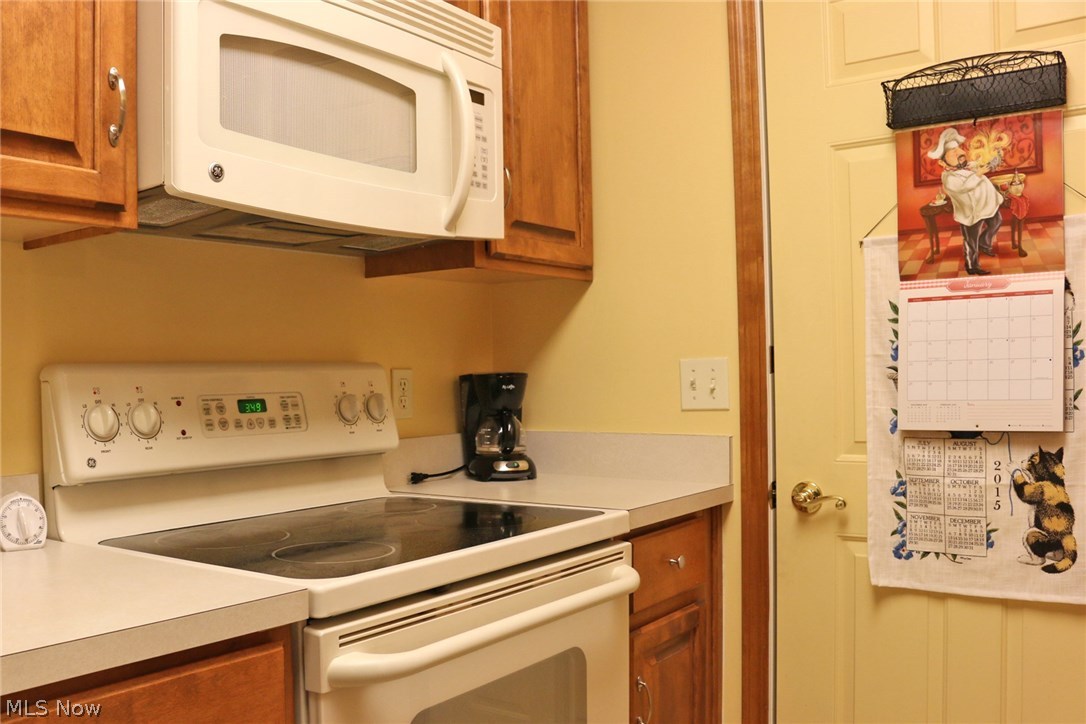 Commons/Vlgs/Wetherington Condo - Residential