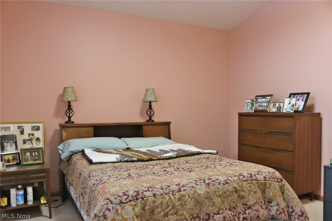 Commons/Vlgs/Wetherington Condo - Residential