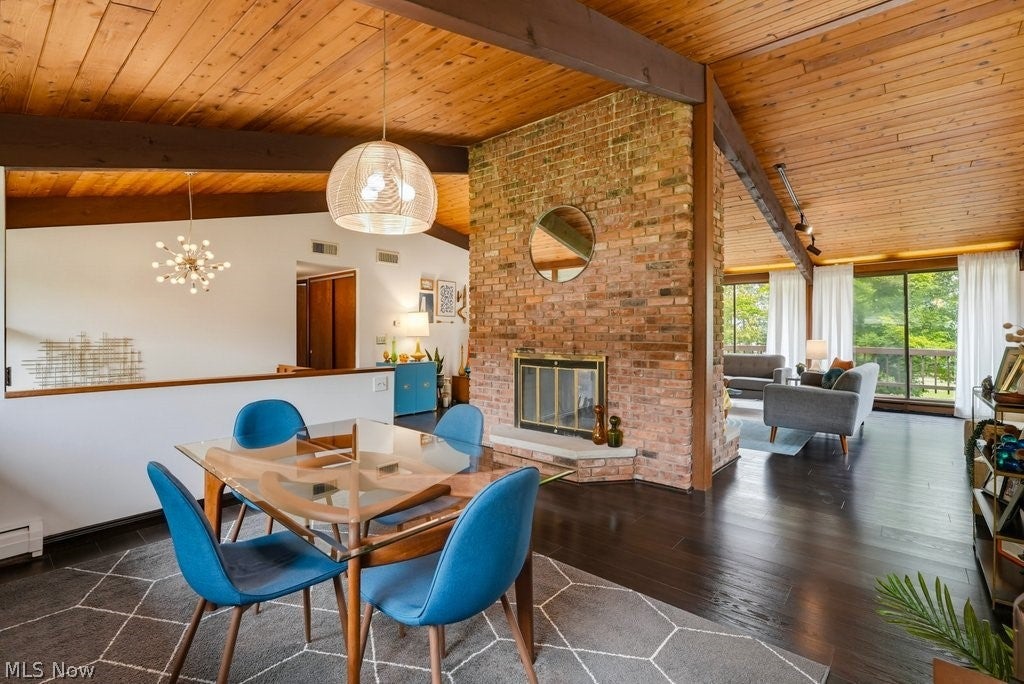 8886 Southbrook Trail