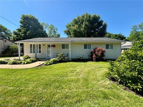 Homes For Sale - 1346 Arcadia Road<br/> Kent, OH 44240