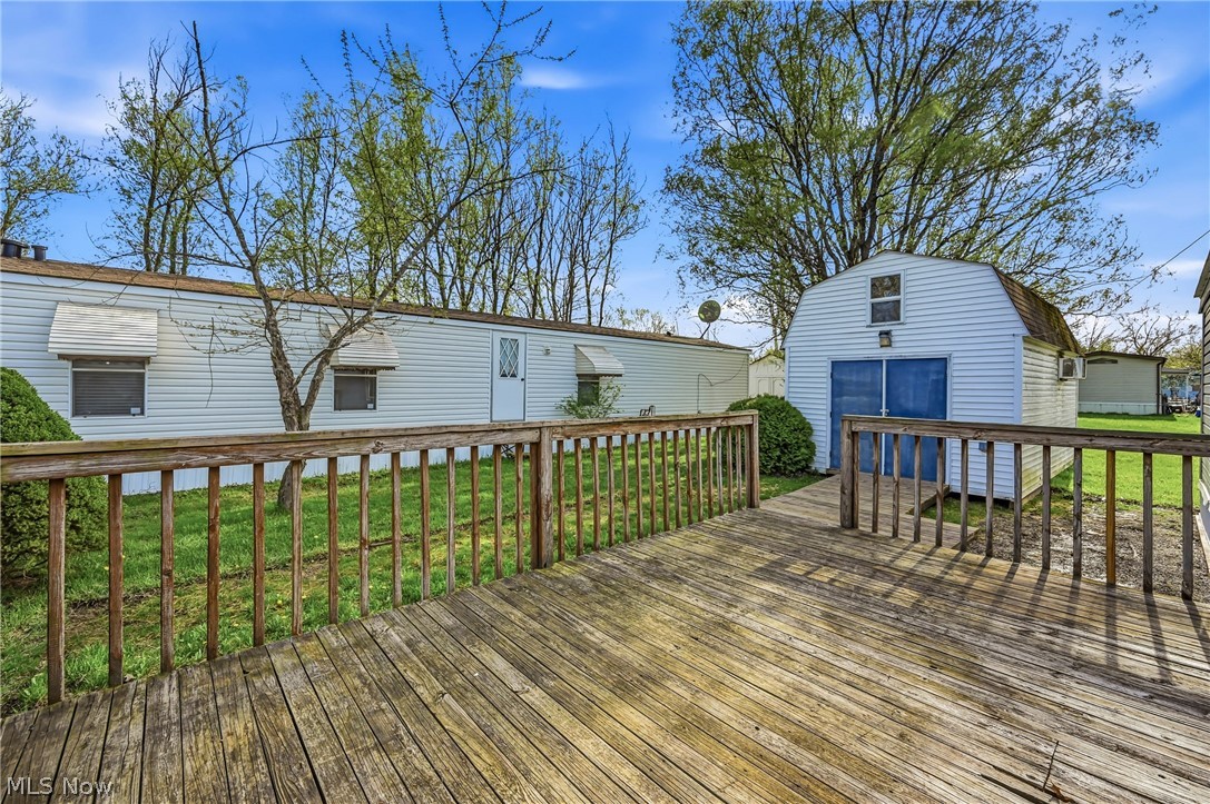 Westwood Lake MHC - Residential