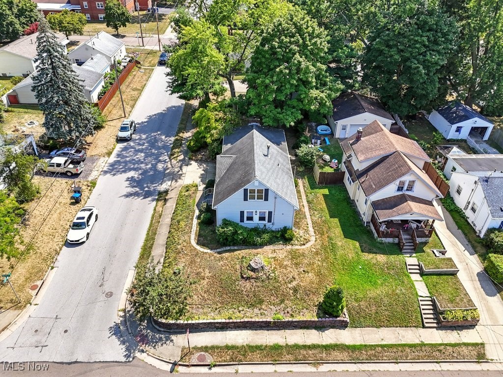 Eastlawn - Residential