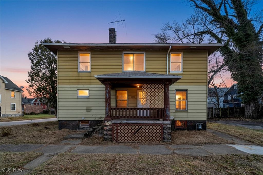 Photo of 1505 E 133rd Street, East Cleveland, OH 44112 (MLS # 5178268)