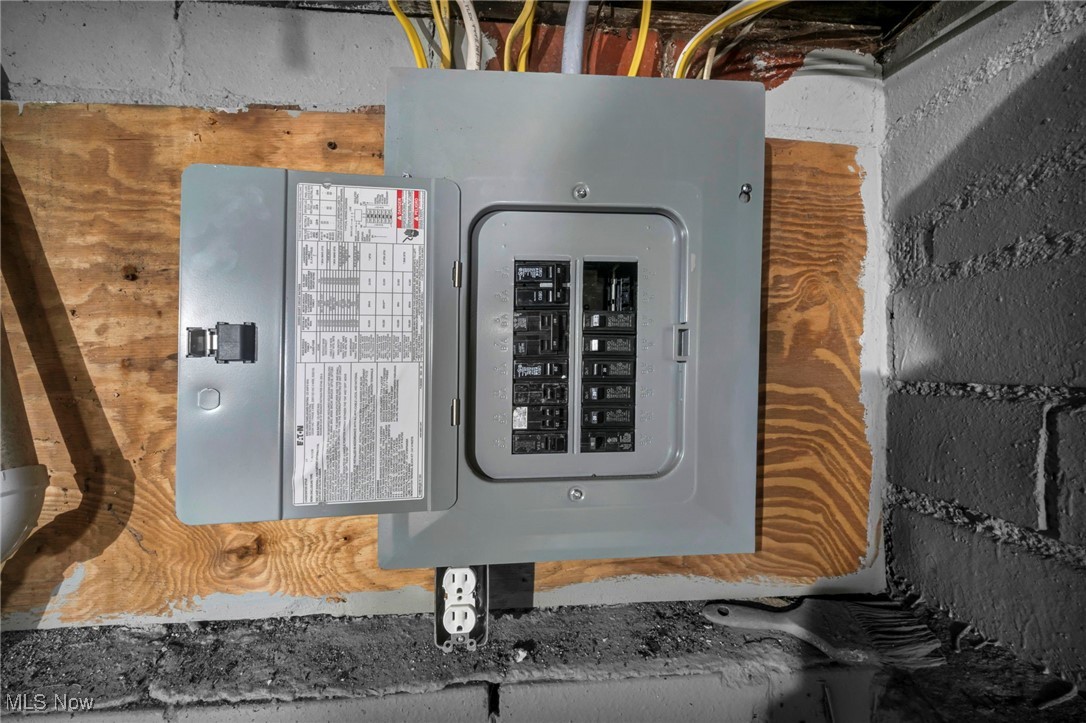 Lw Kelley Co Milan Hayden - Residential