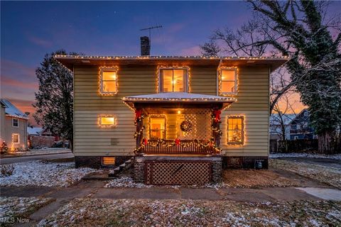 Photo of 1505 E 133rd Street, East Cleveland, OH 44112 (MLS # 5178268)