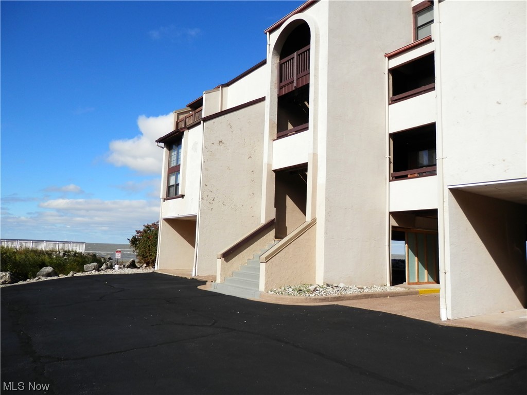 Shores Condo - Residential