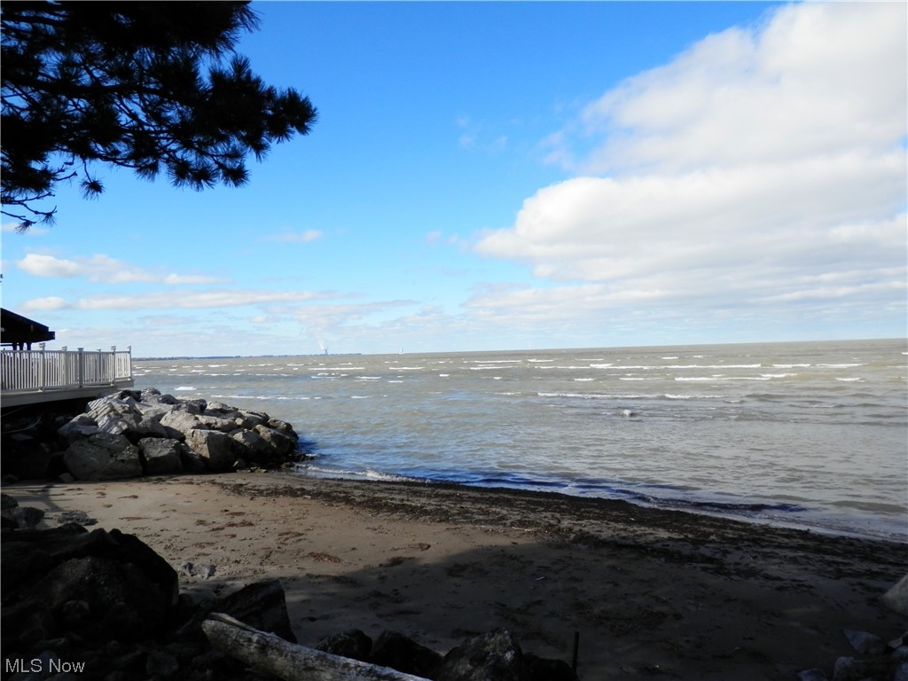 Shores Condo - Residential