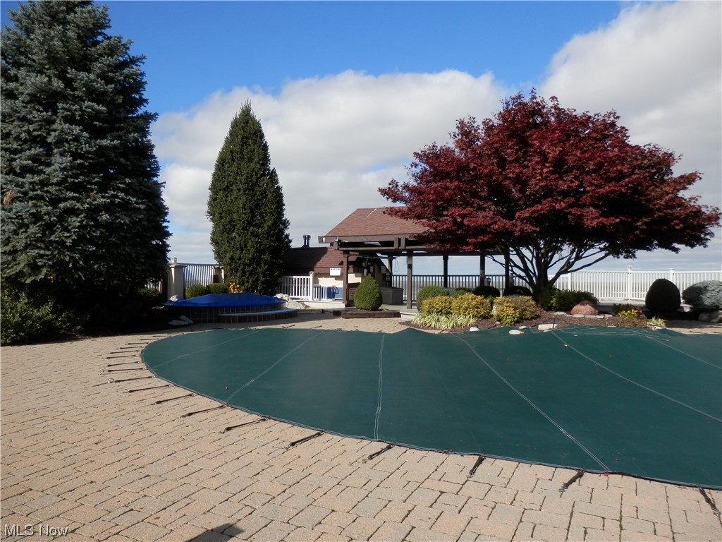 Shores Condo - Residential