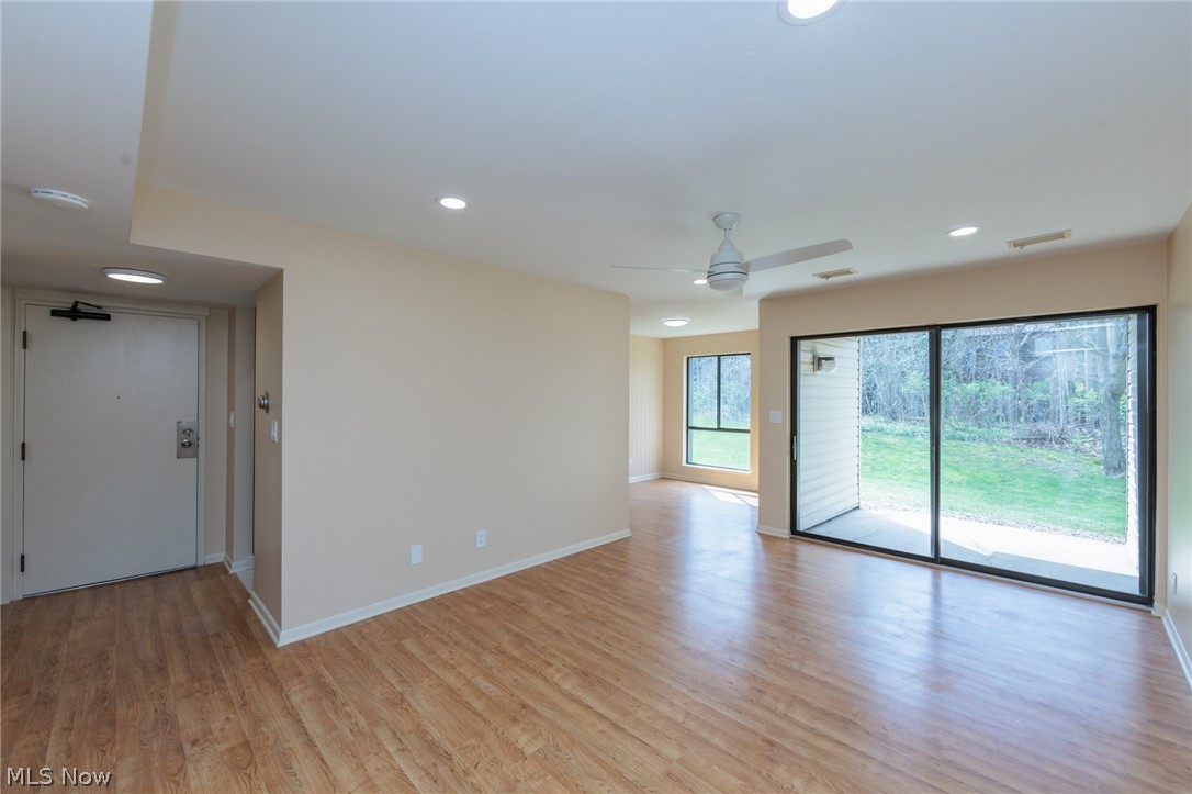 Oak Knolls Condo - Residential