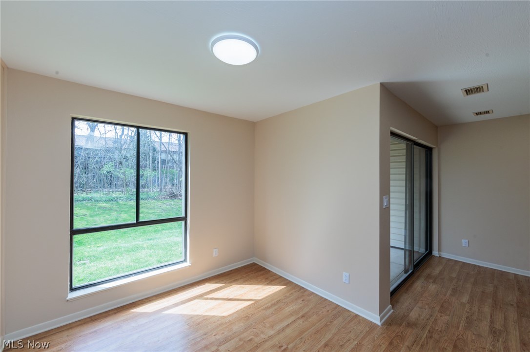 Oak Knolls Condo - Residential