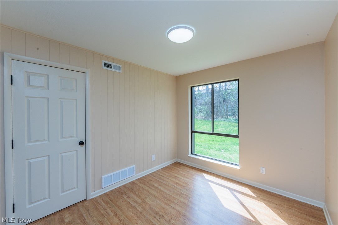 Oak Knolls Condo - Residential