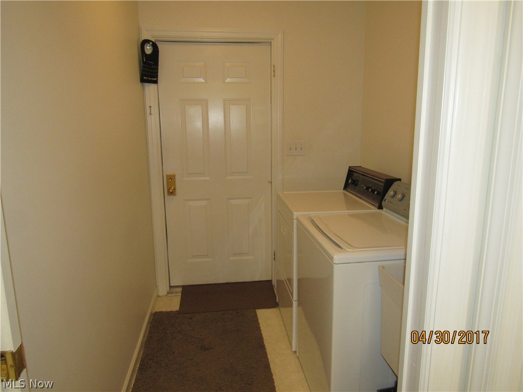 Cross Creek Condo - Residential