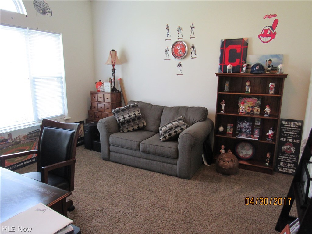 Cross Creek Condo - Residential