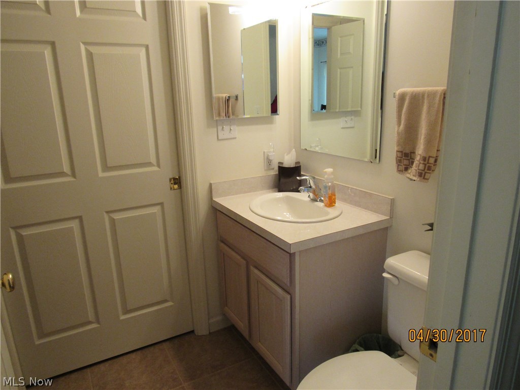 Cross Creek Condo - Residential