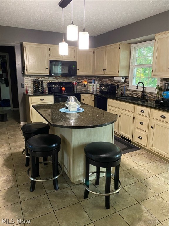 Ashton Woods Estate - Residential