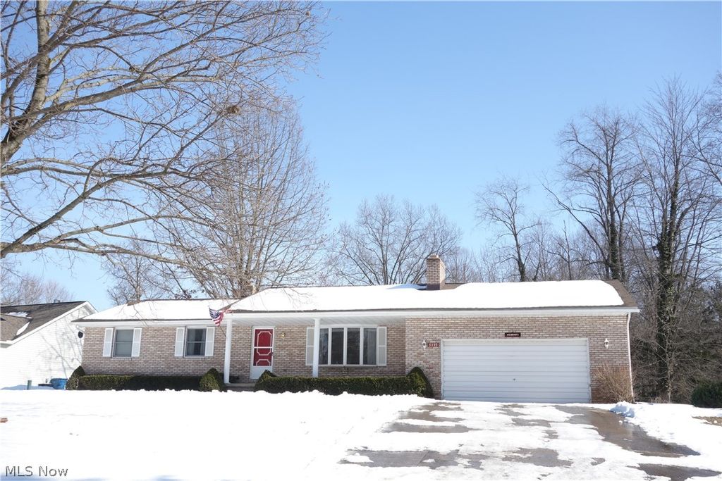 Photo of 5135 Sheaters Drive, North Canton, OH 44720 (MLS # 5186728)