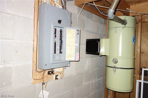 Tiny photo for 5135 Sheaters Drive, North Canton, OH 44720 (MLS # 5186728)